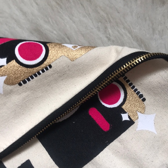 Smile Camera Canvas Zippered Pouch Essentials bag - Picture 2 of 6